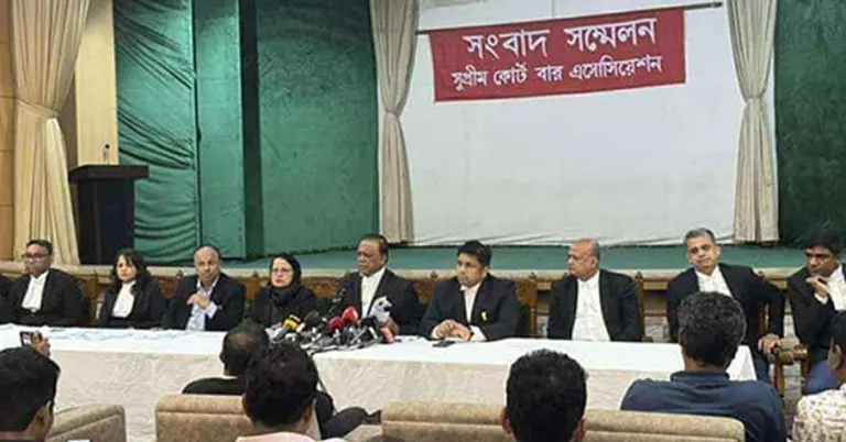 ‘আইনাঙ্গন ব্যবহার করে মানবাধিকার হরণ করেছিল আওয়ামী সরকার’